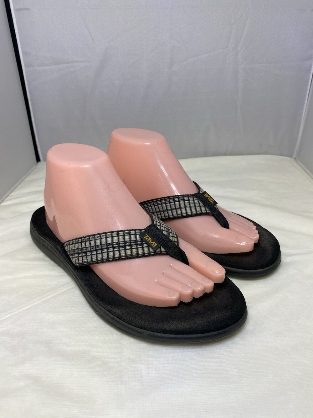 Teva Voya Women's Black/Gray/White Wedge Thong Sandals 1019043 Size: 9